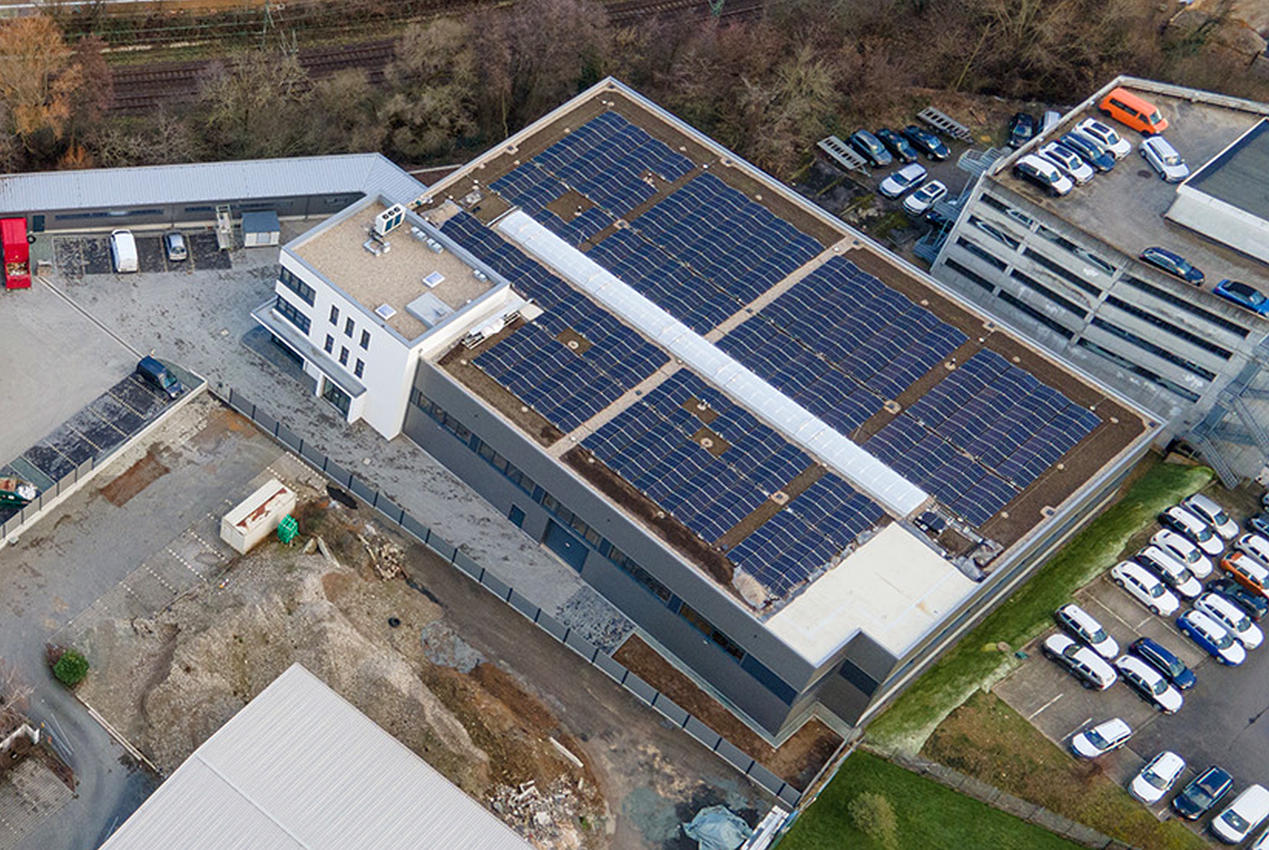 New RINGSPANN plant with photovoltaic